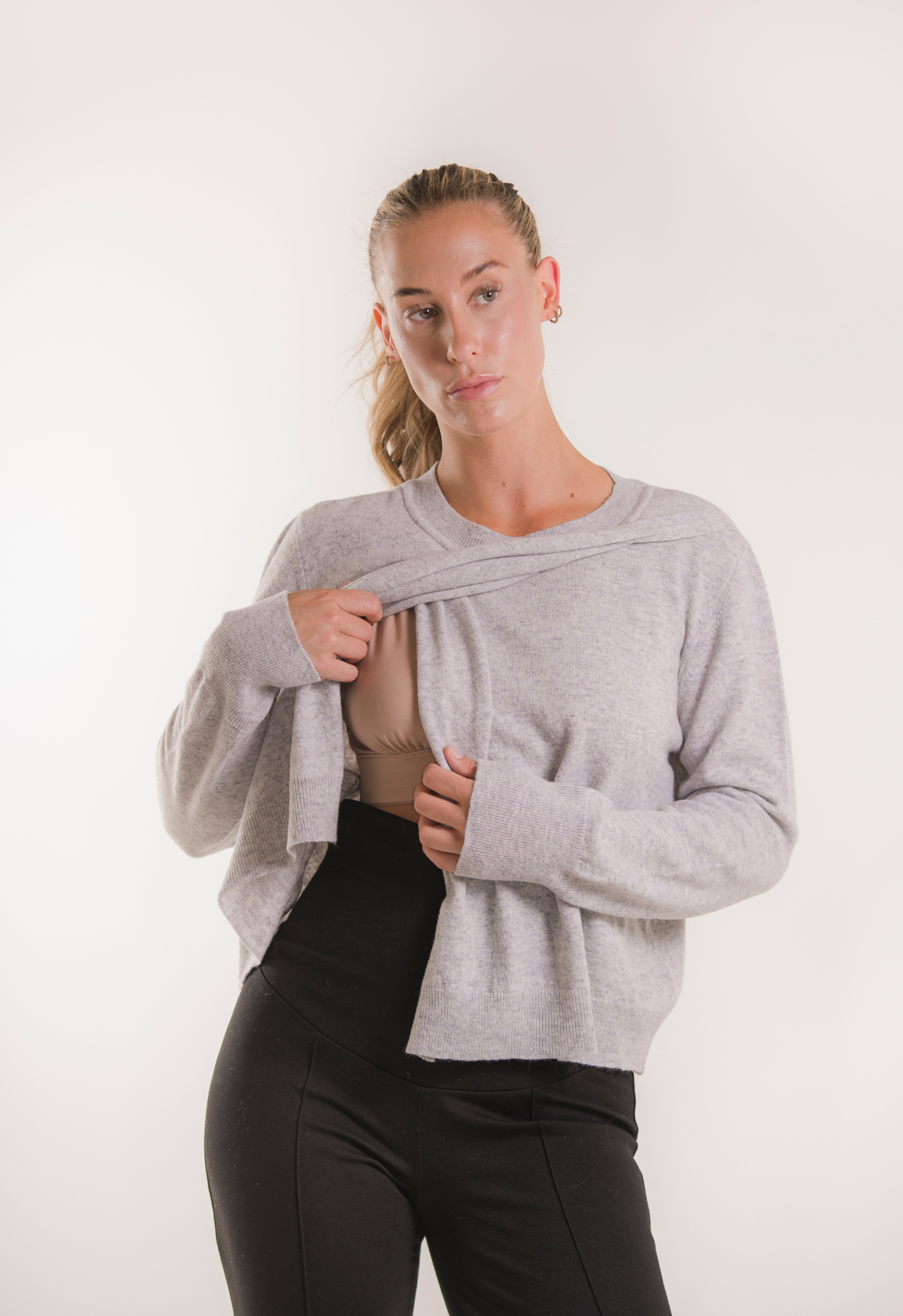 Stickad amningströja i ull - Light Grey Melange